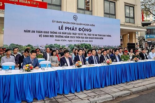 Hà Nội: Quận Hoàn Kiếm ra quân đảm bảo trật tự đô thị, an toàn giao thông và vệ sinh môi trường
