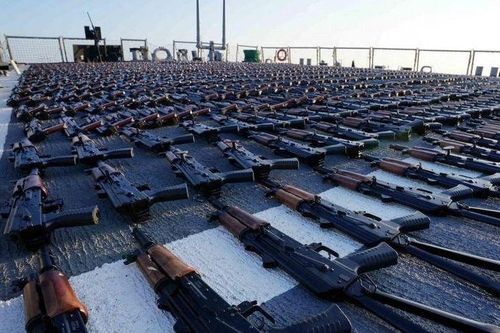 Mỹ gửi đạn dược tới Ukraine, dự định cấp thêm cả vũ khí tịch thu của phiến quân Yemen
