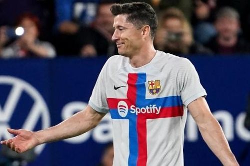 Irwin: 'Man Utd phải đặc biệt lưu ý đến Lewandowski