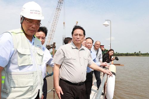 Hình ảnh hoạt động của Thủ tướng Phạm Minh Chính tại Bến Tre
