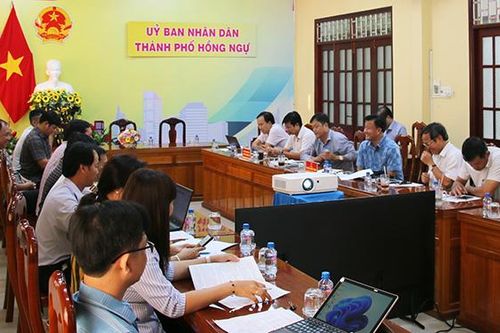 Lãnh đạo tỉnh khảo sát các dự án phòng chống sạt lở tại huyện Hồng Ngự và TP Hồng Ngự