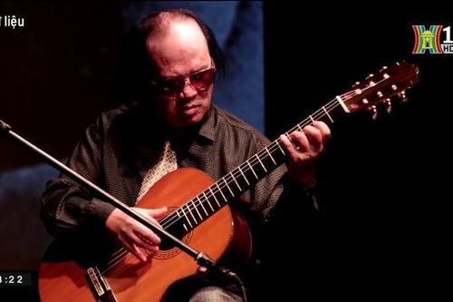 Tiếng đàn guitar Văn Vượng trong lòng người Hà Nội