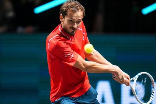 Giải Rotterdam Open 2023: Daniil Medvedev giành quyền vào vòng 2