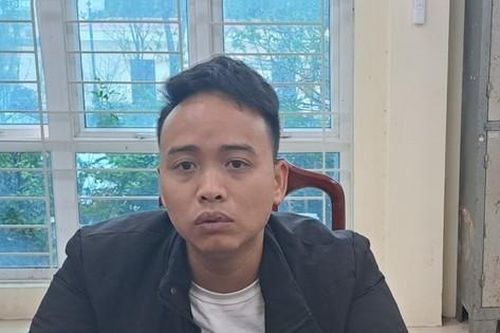 Vác súng cướp cửa hàng điện thoại để lấy tiền trả 4.000 điểm lô