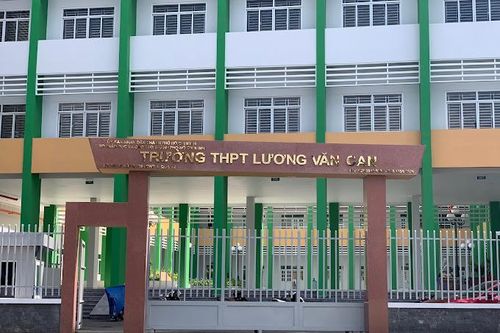 Hiệu trưởng ký thay mới loạt tổ trưởng, tổ phó chuyển công tác