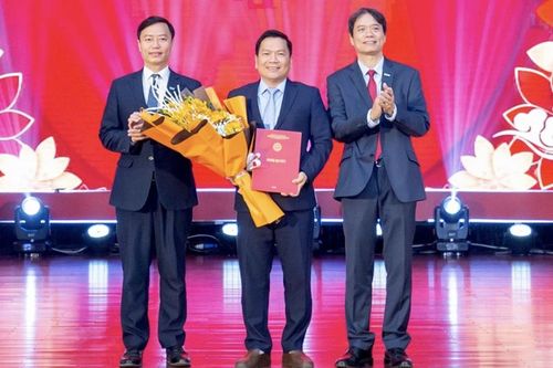 Trường Đại học Kinh tế Quốc dân bổ nhiệm phó hiệu trưởng mới