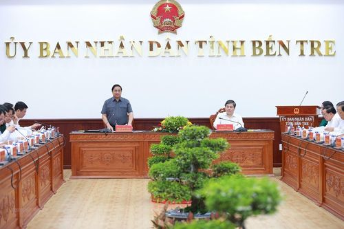 Thủ tướng Phạm Minh Chính làm việc với lãnh đạo chủ chốt tỉnh Bến Tre