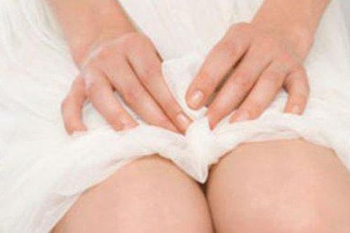 Nhiều chị em chăm sóc vùng kín sai cách trong ngày 'đèn đỏ', bạn có nằm trong số đó?