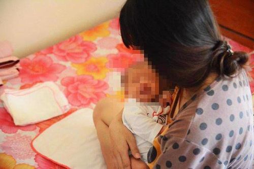 Vụ nữ sinh lớp 7 sinh con trong nhà tắm: Trách nhiệm của cha mẹ ở đâu?