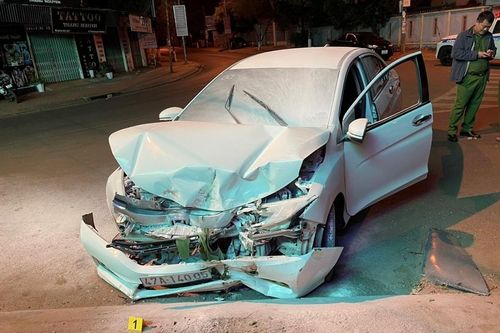 Trả thù nhầm đối thủ, lái ôtô đâm gãy bàn chân người khác
