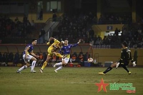 Hà Nội FC 0 - 0 Đông Á Thanh Hóa: Bất phân thắng bại