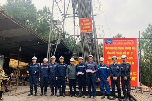 TKV hoàn thành lỗ khoan thăm dò sâu kỷ lục tại bể than Quảng Ninh