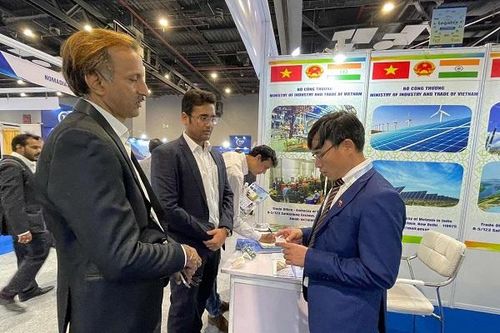 Nhiều doanh nghiệp thiết bị và công nghệ Việt 'khoe' hàng trên đất Ấn