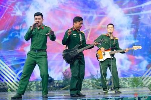 Câu chuyện thứ ba lăm: Vào quân ngũ là niềm mơ ước của tôi