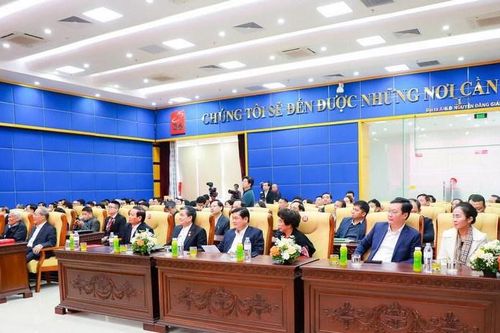 Doanh nhân Nghệ An tại Hà Nội ủng hộ hơn 33 tỉ đồng xây nhà cho người nghèo