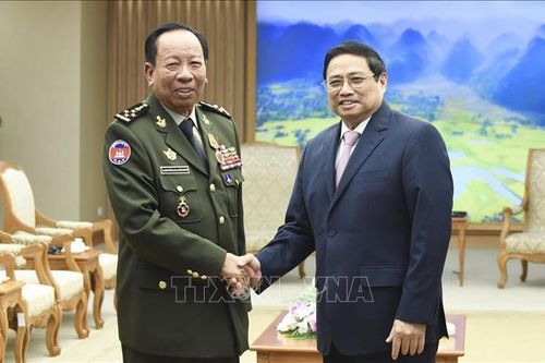 Thủ tướng Phạm Minh Chính tiếp Phó Thủ tướng, Bộ trưởng Quốc phòng Campuchia