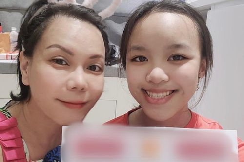 Việt Hương khoe thành tích khủng của ái nữ, tiết lộ chỉ dạy con duy nhất điều này