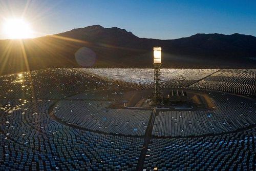 Điều gì sẽ xảy ra nếu chúng ta biến sa mạc Sahara trở thành một 'quả pin' năng lượng Mặt Trời?
