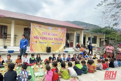 Ý nghĩa chương trình thiện nguyện 'Tết sẻ chia - Nối vòng tay thương'
