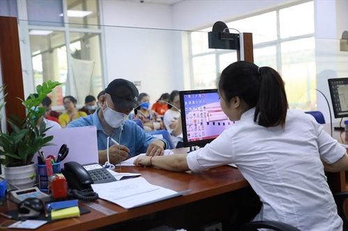 Đề xuất giải quyết chế độ ốm đau cho lao động ở doanh nghiệp nợ bảo hiểm