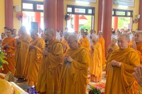 Bình Định: Tưởng niệm 69 năm Tổ sư Minh Đăng Quang vắng bóng
