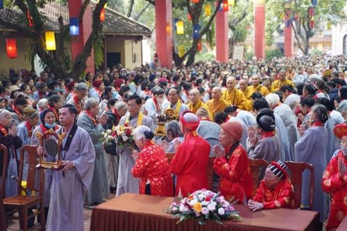 Hà Nội: Lễ mừng thọ Phật tử cao niên Đạo tràng Pháp hoa miền Bắc tại chùa Bằng