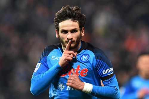 Huyền thoại Milan: 'Napoli mạnh hơn Man City lúc này'