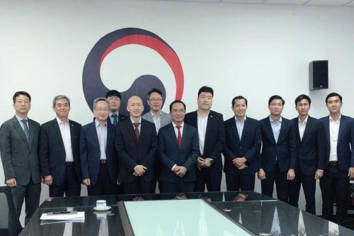 Lãnh đạo tỉnh Long An gặp gỡ các Cơ quan ngoại giao, Hiệp hội, Doanh nghiệp
