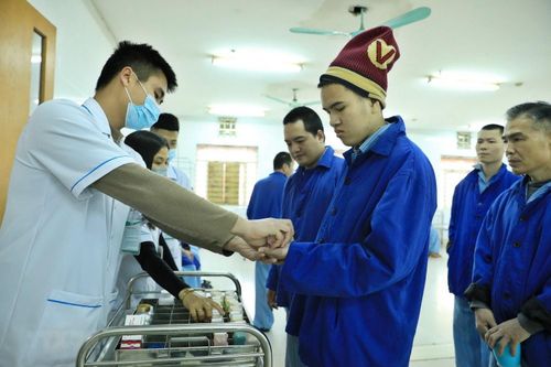Những thầy thuốc thầm lặng với người bệnh rối nhiễu tâm trí