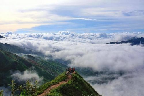 Kinh nghiệm đi Tà Xùa: Bí kíp săn mây không thể bỏ qua