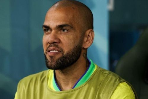 Tòa án Tây Ban Nha lo ngại Alves bỏ trốn