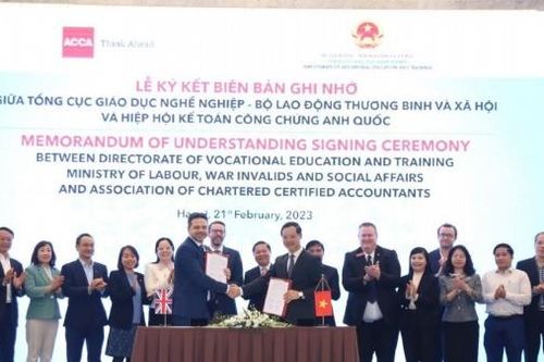 Hợp tác giáo dục nghề nghiệp giữa Việt Nam và Vương quốc Anh ở một tầm cao mới