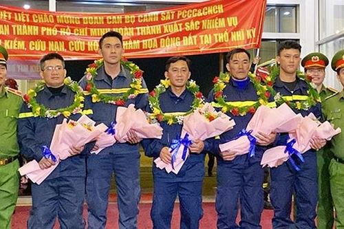 Chuyện chưa kể phía sau chiến công