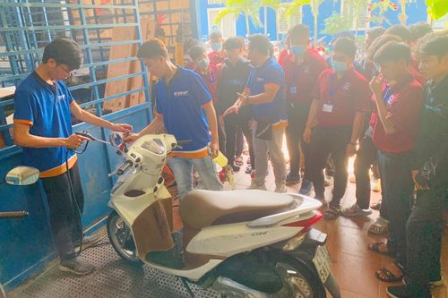 Sinh viên khởi nghiệp cùng Wash-Up