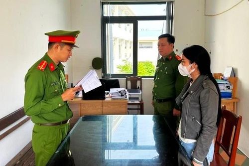 Khởi tố đối tượng chiếm đoạt tiền người khác chuyển khoản nhầm