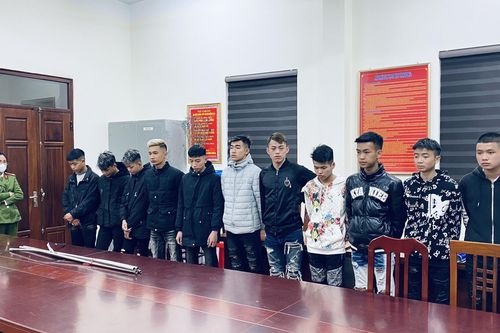 Triệu tập nhóm thanh niên trong vụ bố hôn con trước khi lao vào hỗn chiến