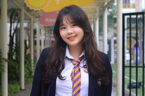 Kể câu chuyện gia đình, nữ sinh nhận thư trúng tuyển 6 đại học Mỹ