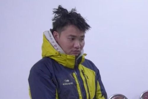 Tuấn Saker bị khởi tố hành vi tàng trữ ma túy