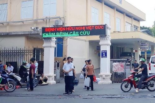 Bệnh viện Việt Đức chỉ còn đủ hóa chất xét nghiệm cơ bản cho 1 tuần