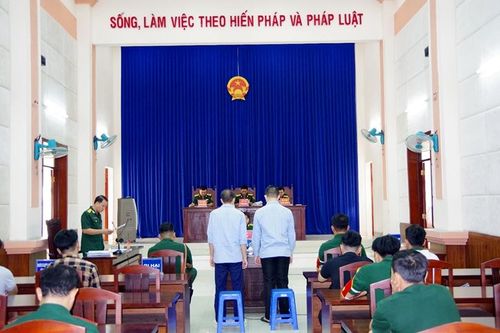 VKSQS khu vực 71 phối hợp xét xử vụ án cướp tài sản