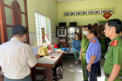 VKSND huyện Cai Lậy kiểm sát việc cưỡng chế chuyển giao tài sản thi hành án