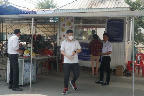 An Giang 'hối thúc' bố trí lại các chốt thu phí tham quan khu du lịch Núi Sam