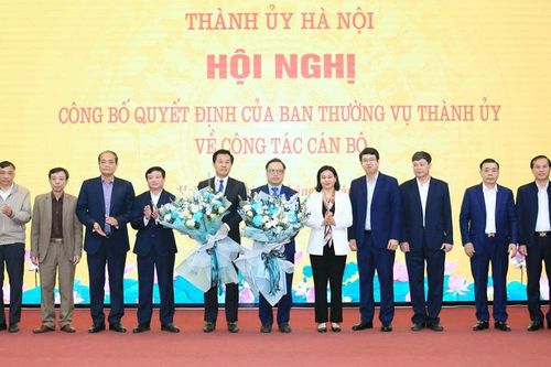 Công bố các quyết định công tác cán bộ của Ban Thường vụ Thành ủy Hà Nội