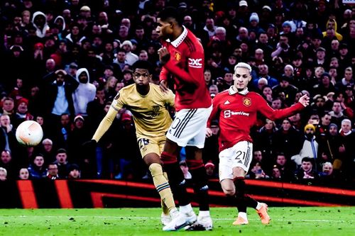 Cú cứa lòng loại Barca khỏi Europa League