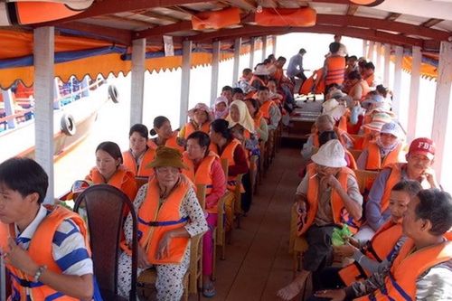 TP Hồ Chí Minh: Xử phạt hành khách không mặc áo phao khi qua sông