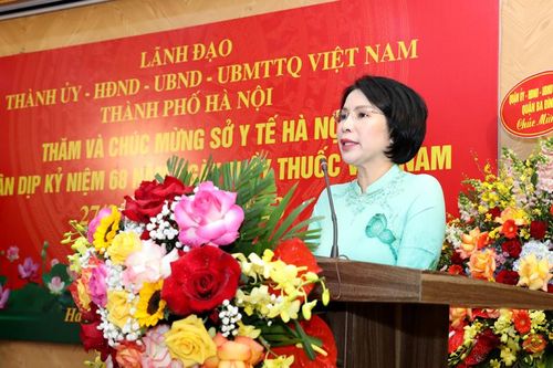 Giám đốc Sở Y tế Trần Thị Nhị Hà: 'Thiếu thuốc, trang thiết bị y tế là sự thiệt thòi cho người dân'