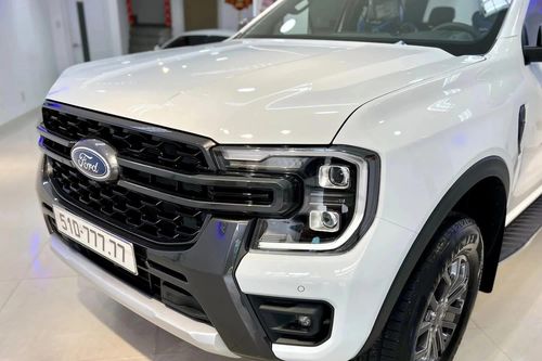Loạt ô tô trúng biển số VIP đội giá tiền tỷ đầu năm 2023