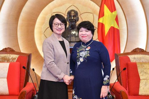 Chủ nhiệm Ủy ban Xã hội Nguyễn Thúy Anh tiếp Giám đốc khu vực châu Á - Thái Bình Dương của Tổ chức Lao động quốc tế