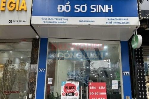 Hệ thống cửa hàng mẹ và bé Minizon Kids Hà Nội bày bán hàng hóa nước ngoài không tem nhãn phụ Tiếng Việt