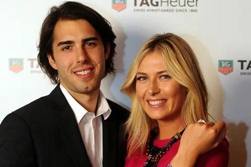Sharapova với người tình ích kỷ